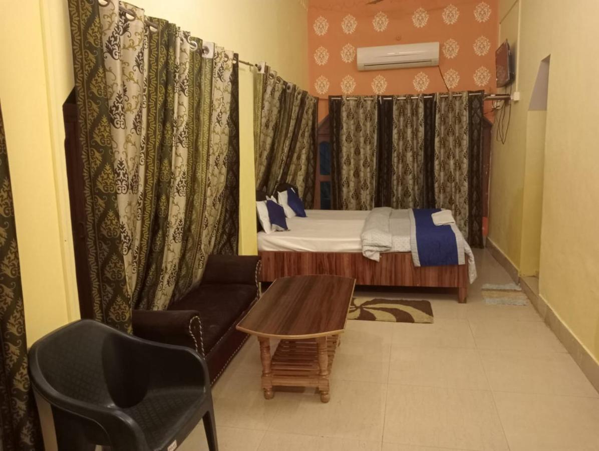 Gangotri Inn バラナシ エクステリア 写真